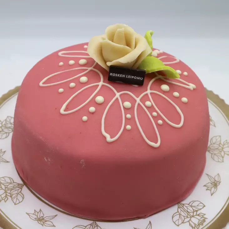 PRINSESSAKAKKU VAALEANPUNAINEN - Muut kakut - 5000m - 2