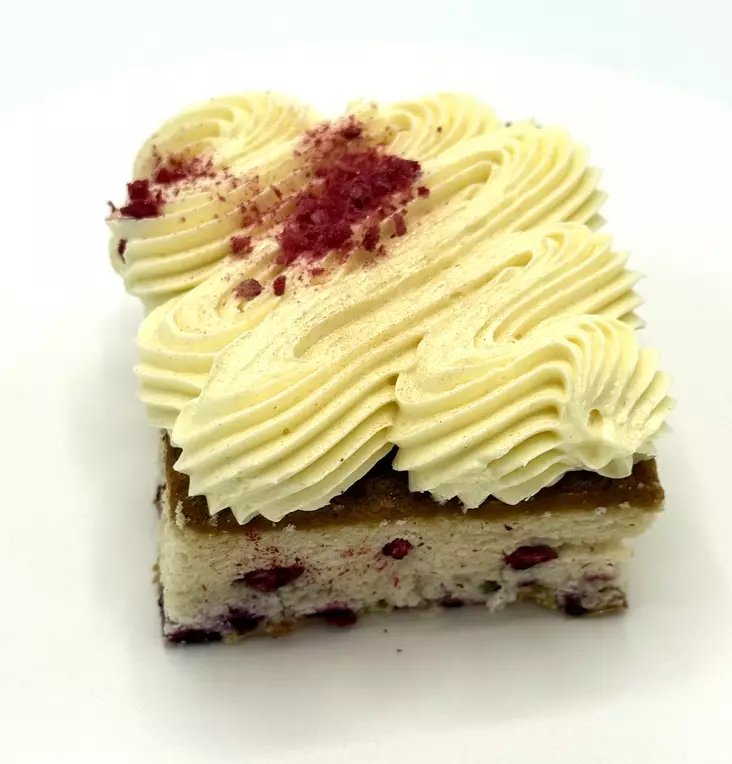 GLUT. Vadelma-sitruunaleivos - Wienerit, Leivokset ja Piirakkapalat - 444 - 2