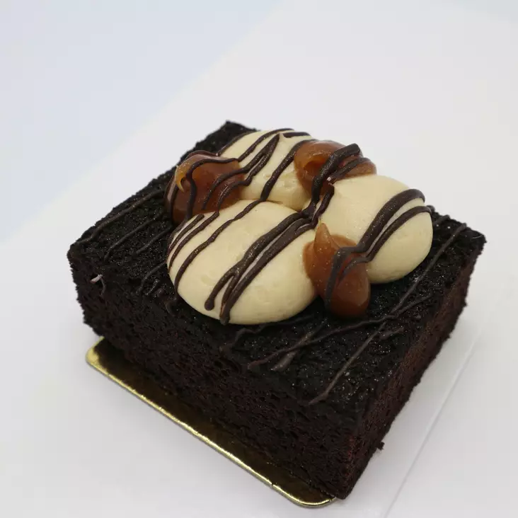 GLUT. VEGE SUKLAA-KINUSKILEIVOS - Wienerit, Leivokset ja Piirakkapalat - 954 - 1