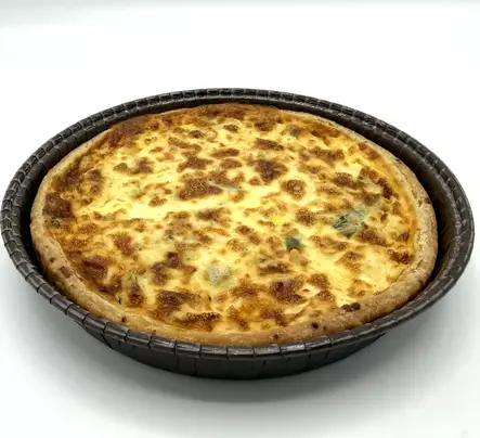 AURAJUUSTOPIIRAKKA - Pasteijat, Piirakat ja Salaatit - 5097 - 1