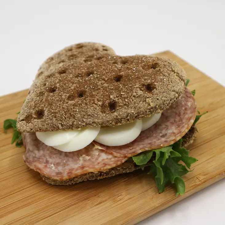 KANANMUNA-MEETVURSTILEIPÄ - Täytetyt patongit ja Sämpylät - 719 - 1